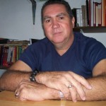 Profesor César Mendoza-Terapeuta Musical